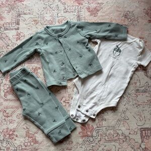 6 month carters outfit